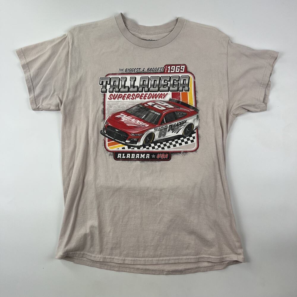 Talladega Superspeedway NASCAR T-Shirt Medium Alabama Racing Car Graphic Tee